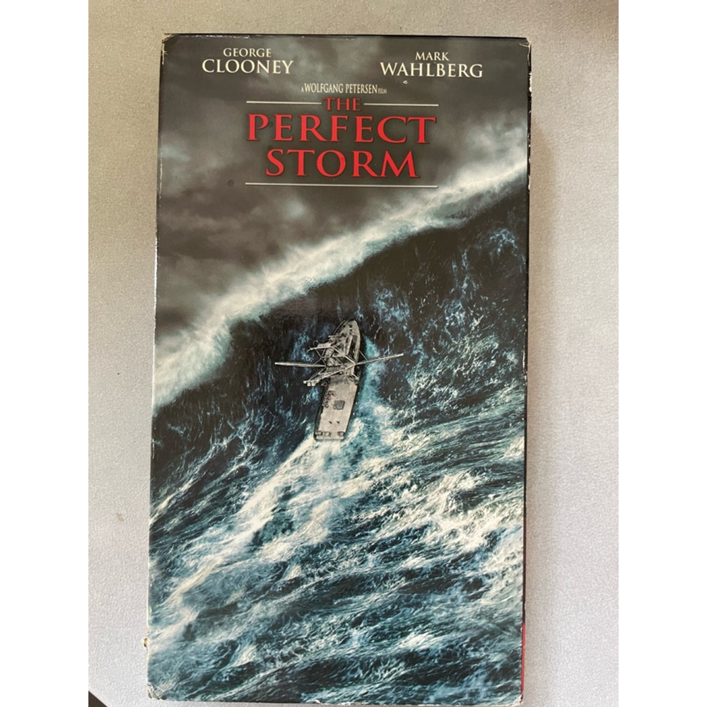 Warner Bros. Pictures VHS Tape - The Perfect Storm -